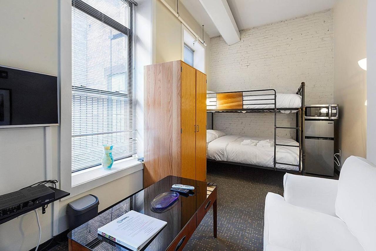 Апартаменти Studio Ready 4 Students & Traveling Professionals! 310 Бостон Екстер'єр фото