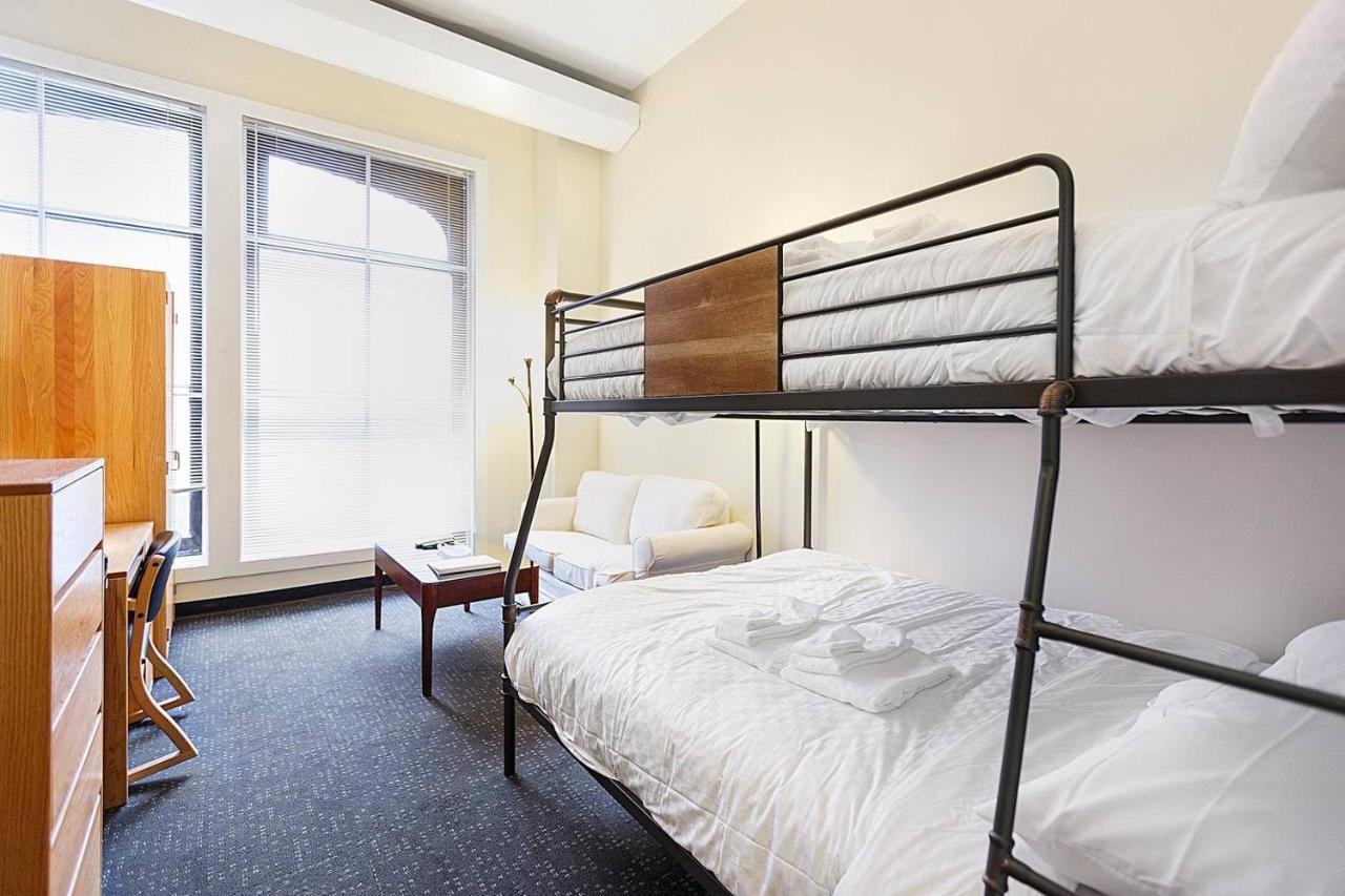 Апартаменти Studio Ready 4 Students & Traveling Professionals! 310 Бостон Екстер'єр фото